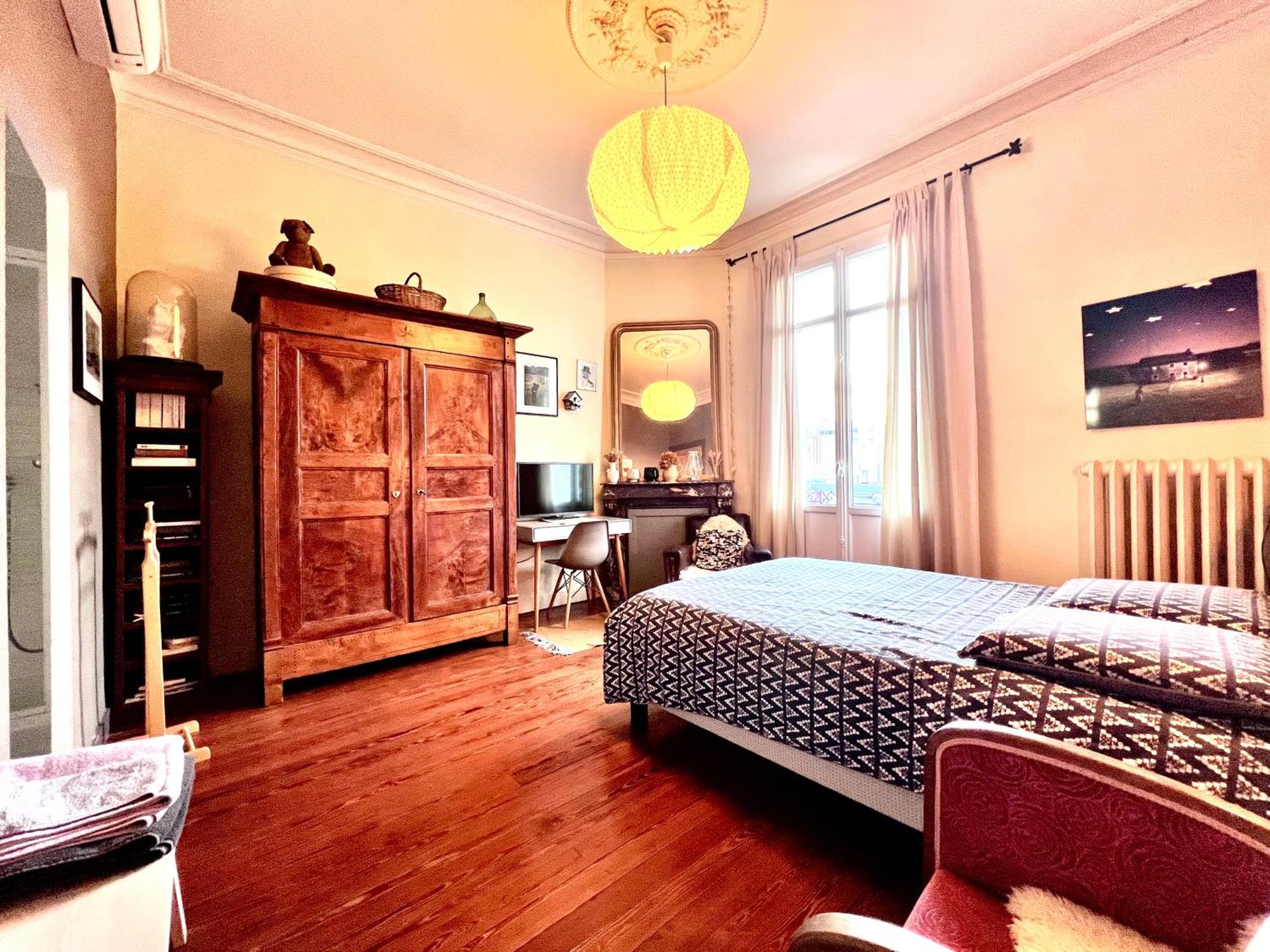 Au Petit Bonheur Bed & Breakfast Talence Exterior foto
