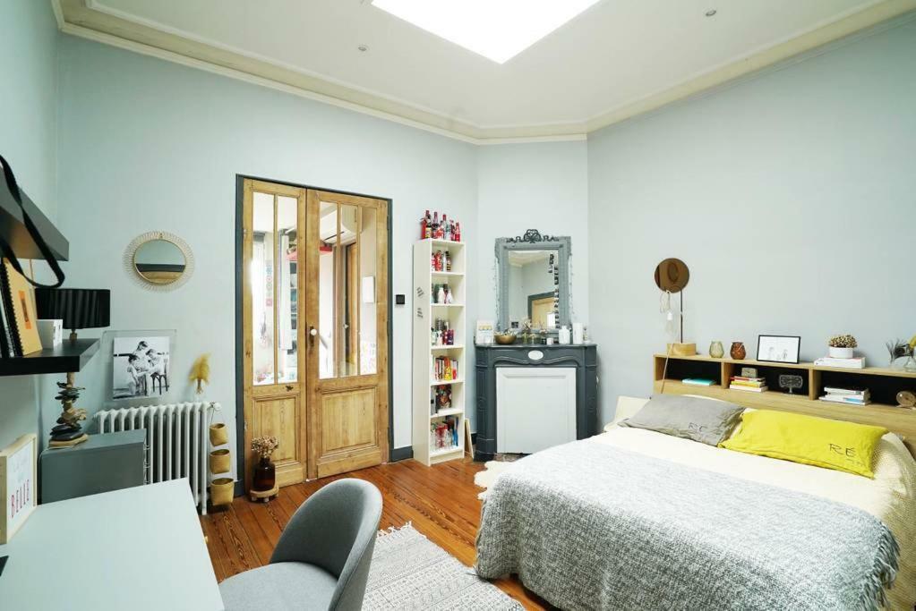 Au Petit Bonheur Bed & Breakfast Talence Exterior foto
